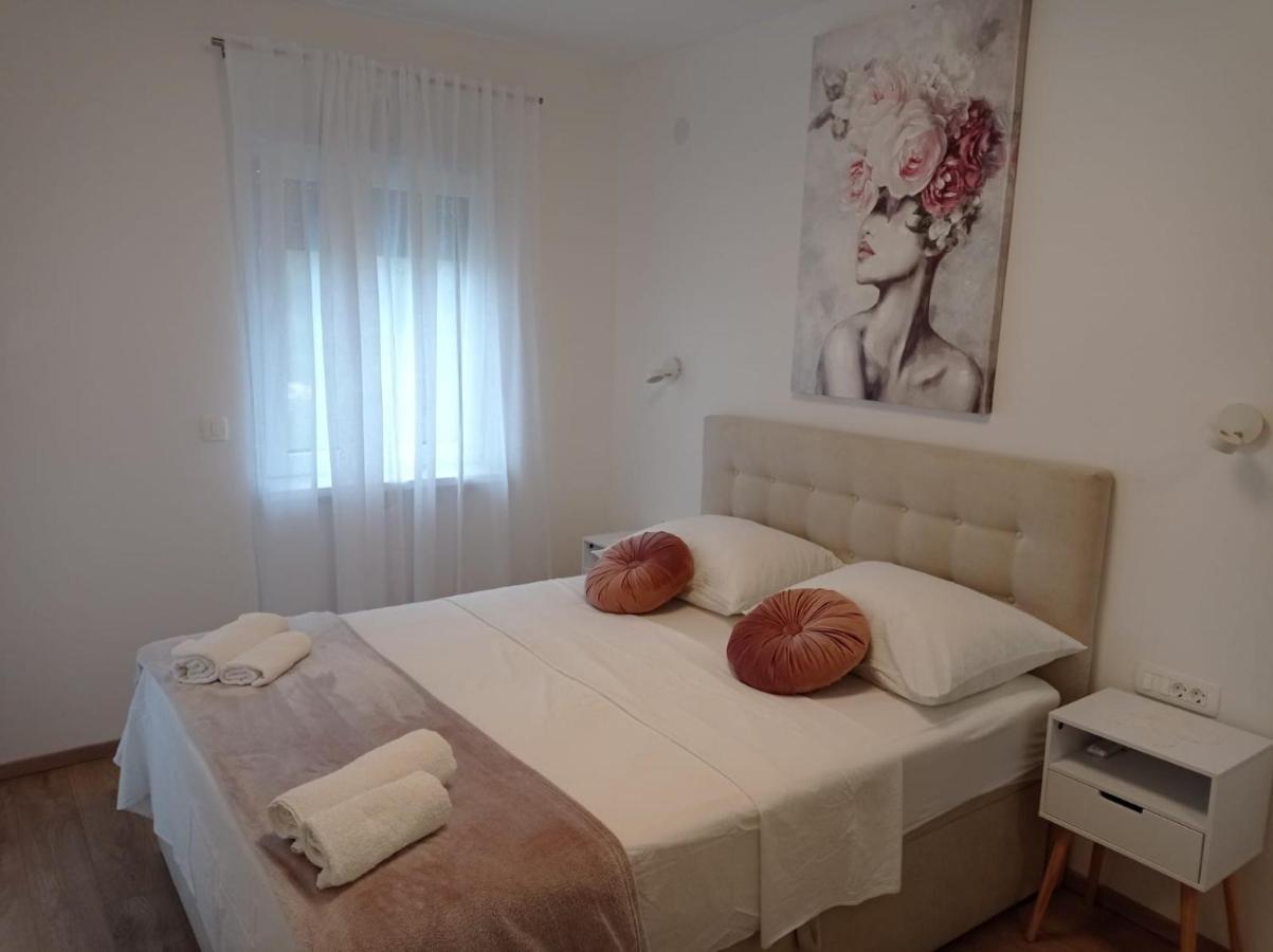 Apartman Franc S Vir Exteriér fotografie